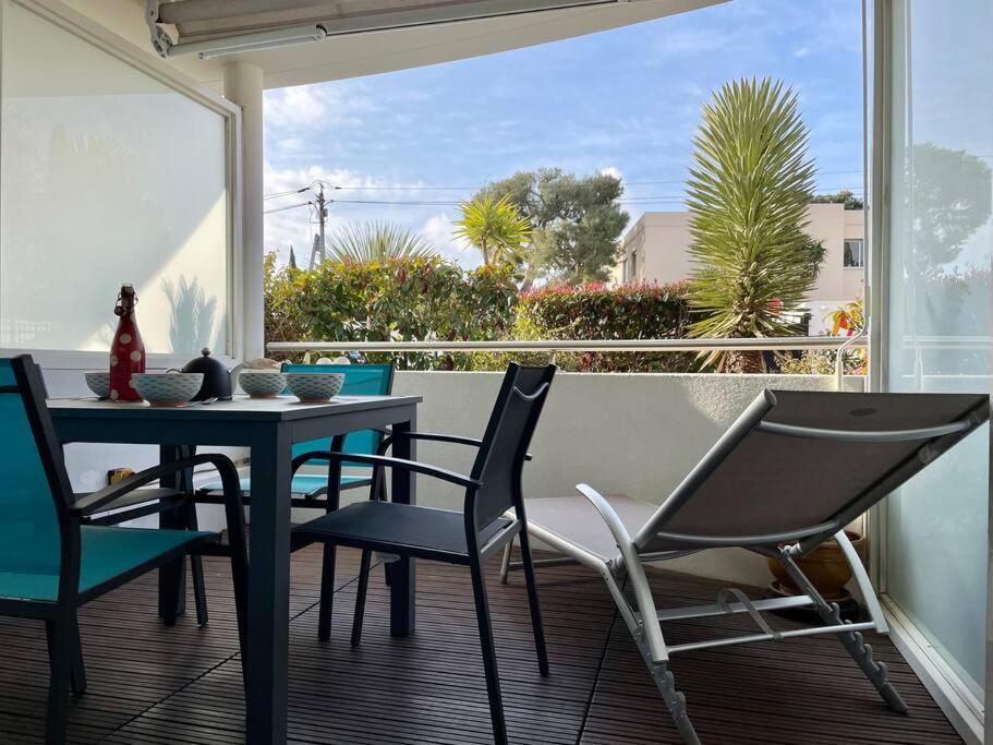 Апартаменты 21 - Tres Agreable Rdc Avec Terrasse Et Parking Бандоль Экстерьер фото